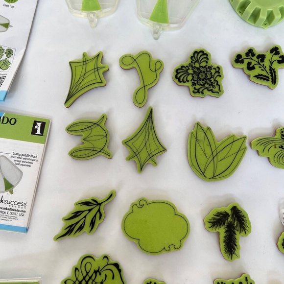 Inkadinkado Stamping Gear Set New and Used 40 Stamps 3 Circle Wheels 3 Blocks - Picture 5 of 13